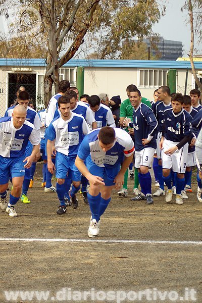 L'ingresso in campo delle due squadre